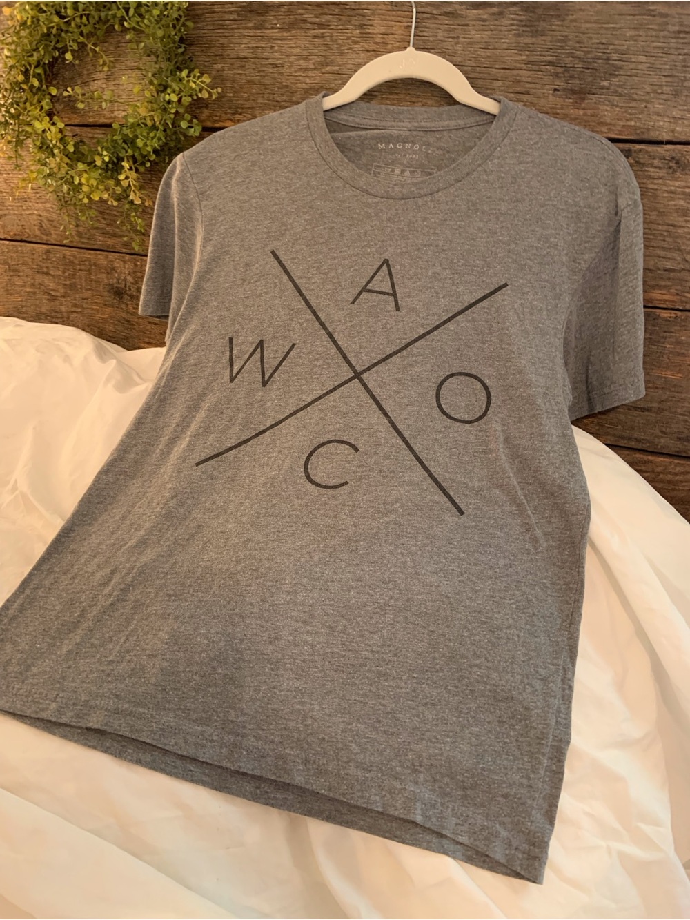 Magnolia Joanna Gaines WACO T shirt Medium 100% cotton gently used